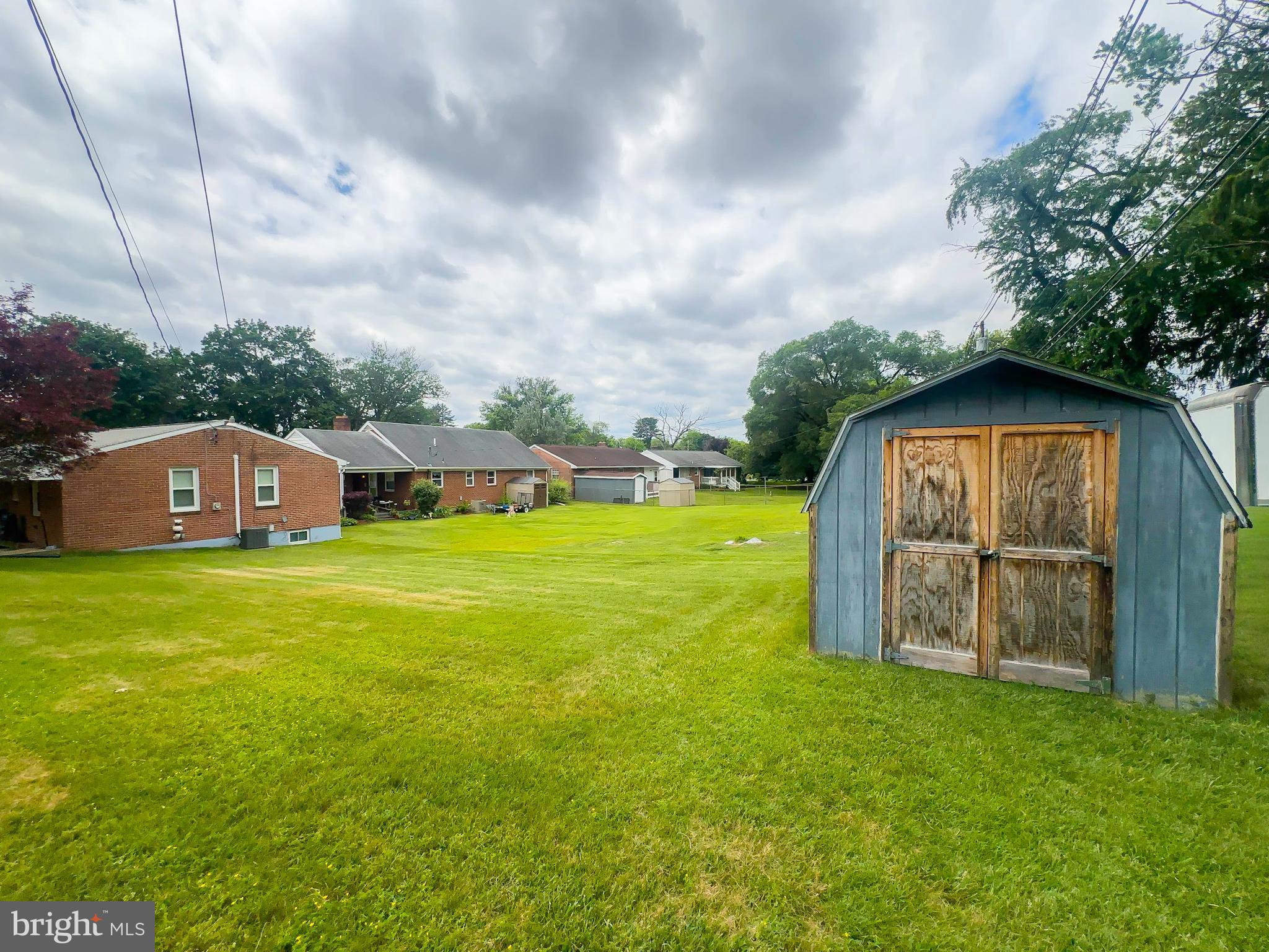 COLONIAL PARK - Residential