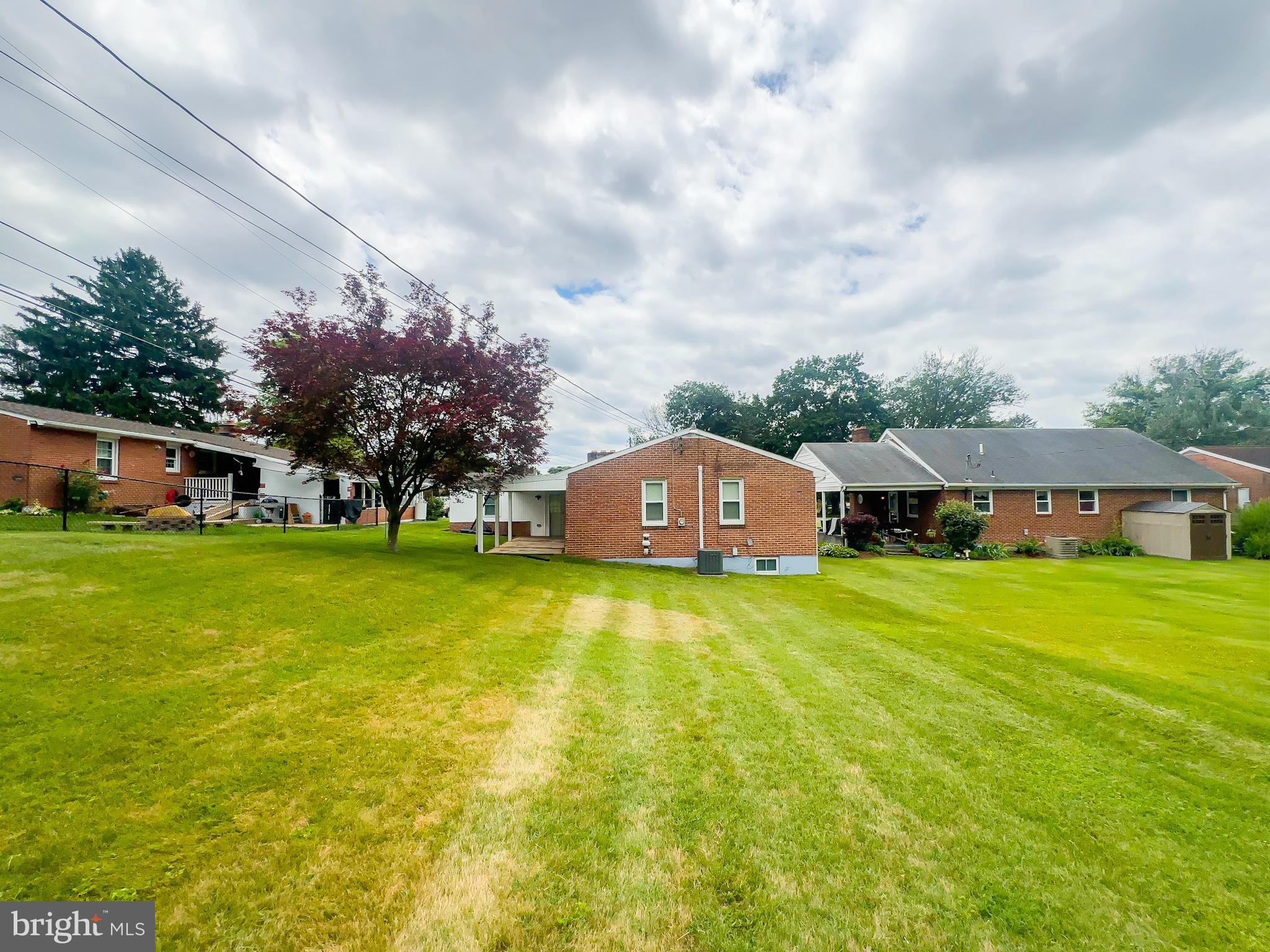 COLONIAL PARK - Residential