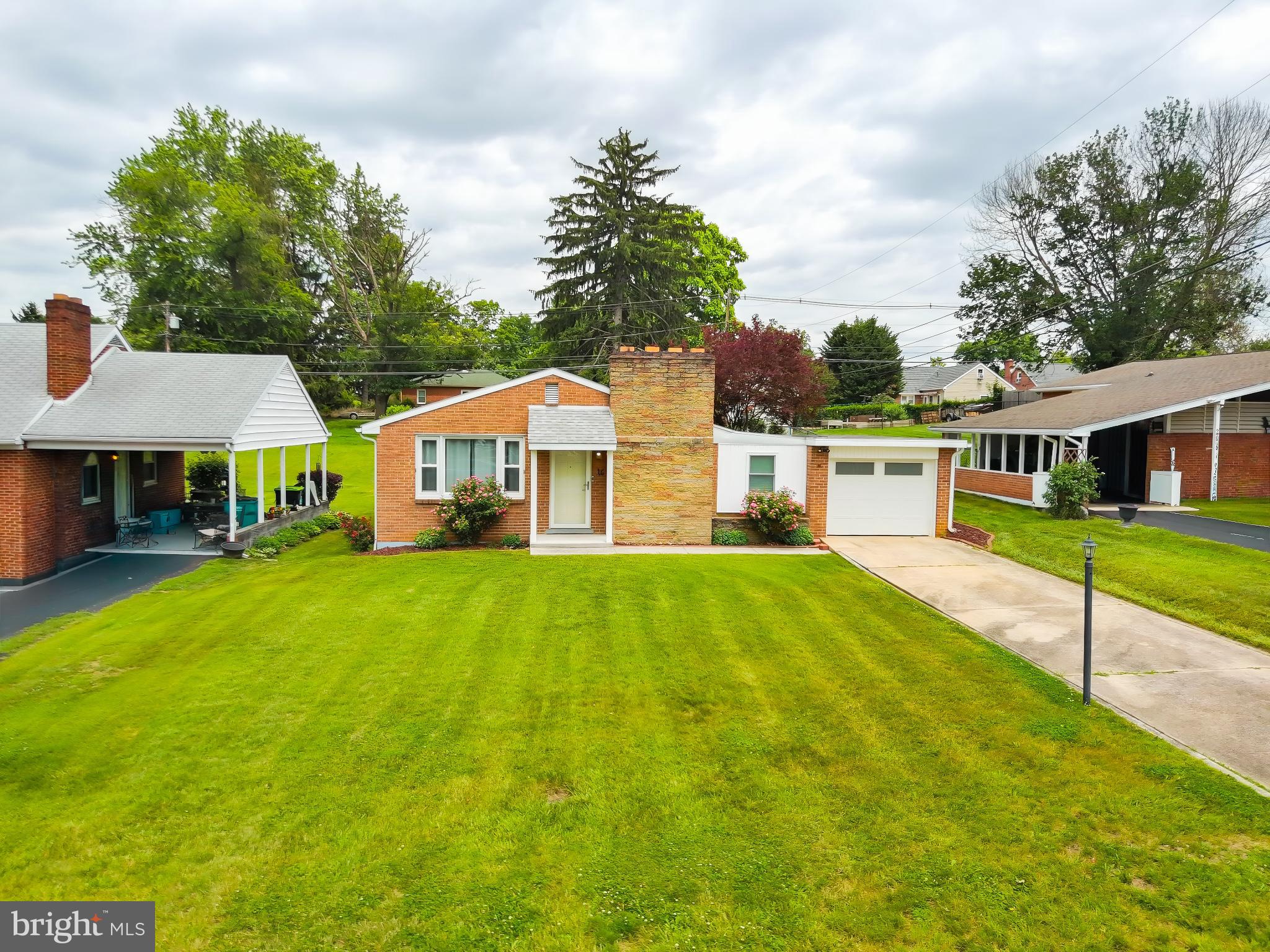 COLONIAL PARK - Residential