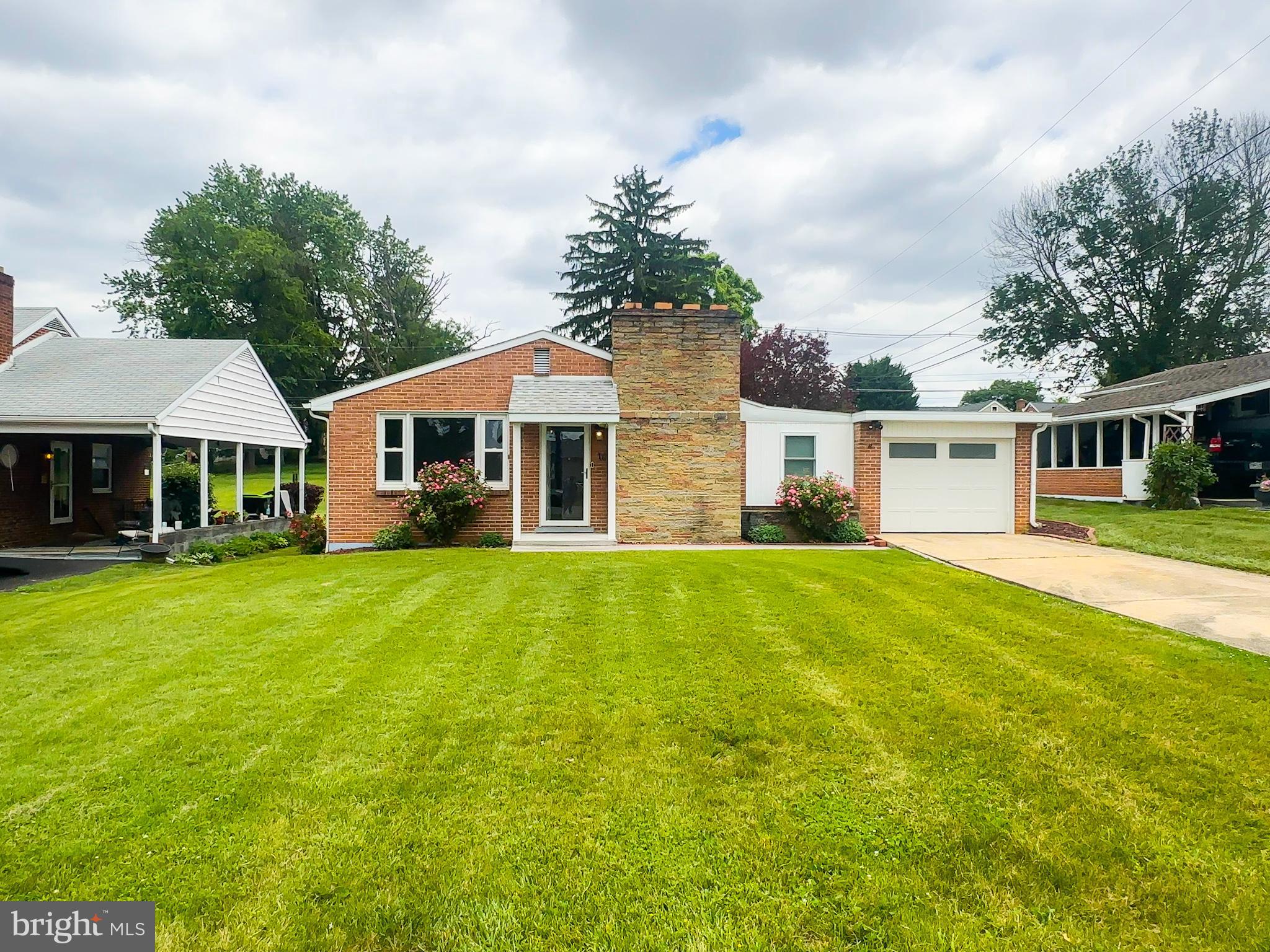 COLONIAL PARK - Residential