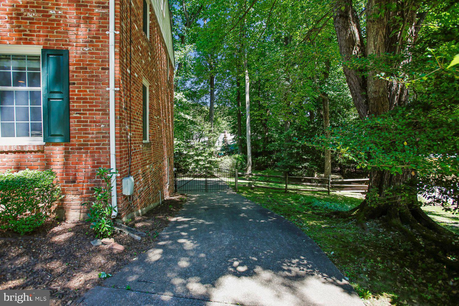 OLD FARM - Residential