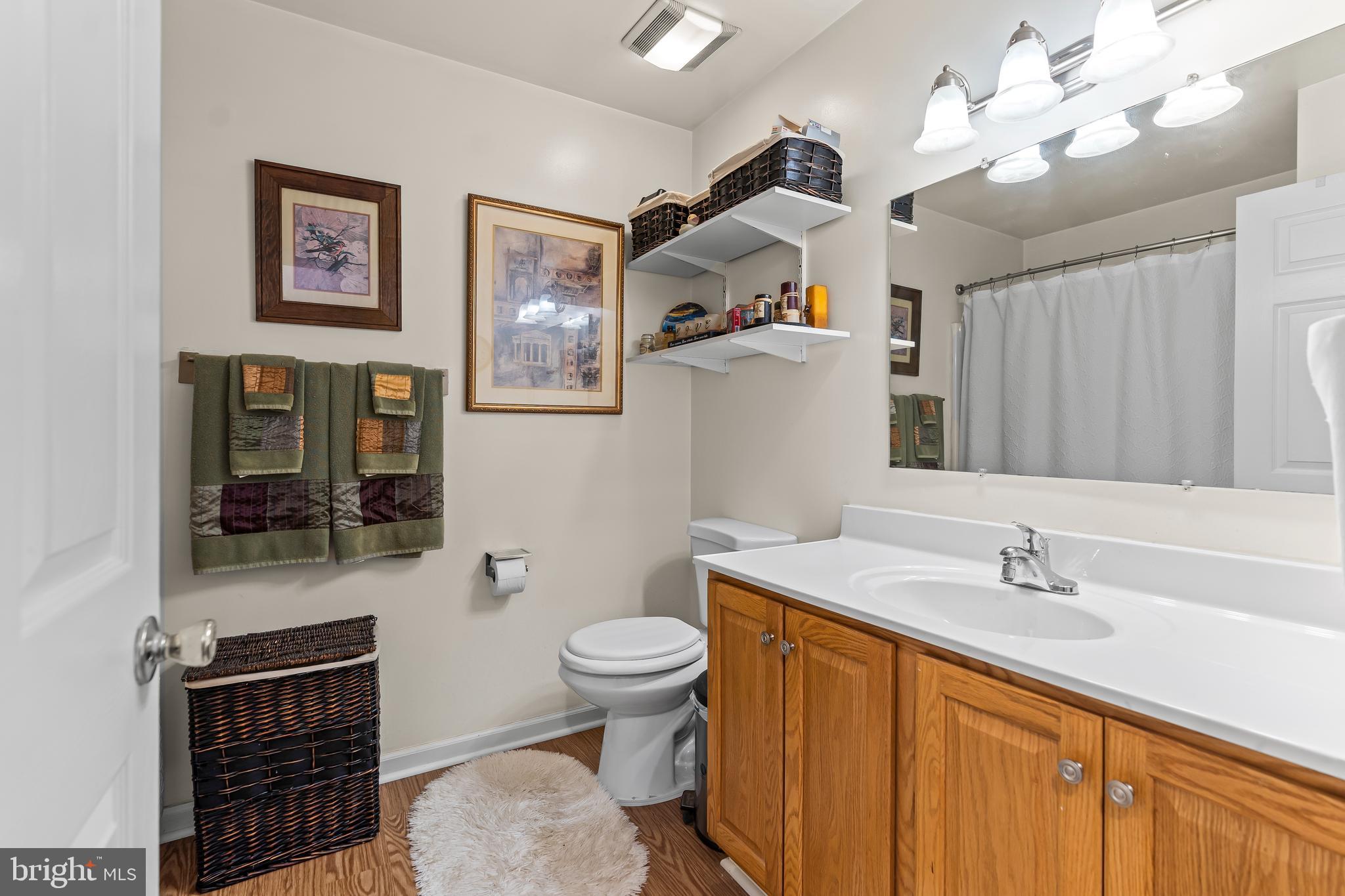 MISSION HILLS - Residential