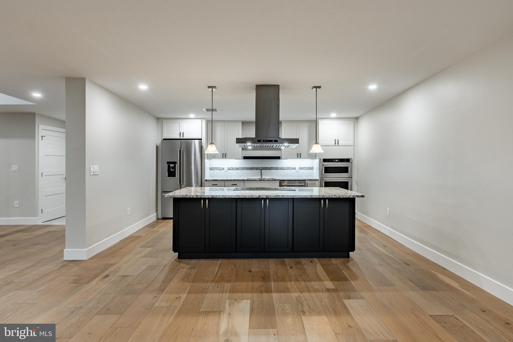 VALLEY FORGE TOWER - Residential