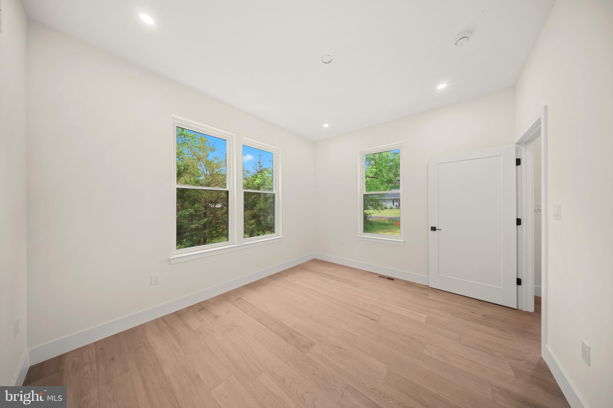 NON AVAILABLE - Residential