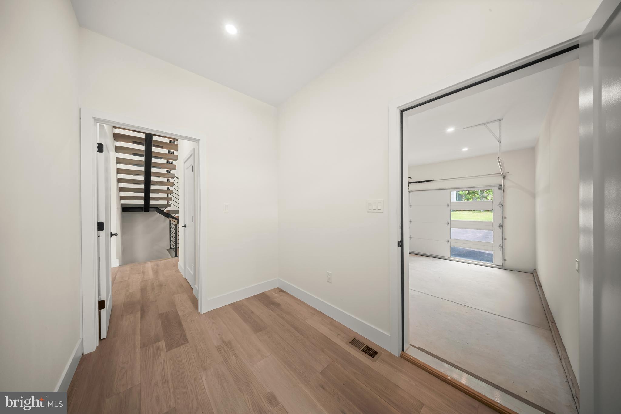 NON AVAILABLE - Residential