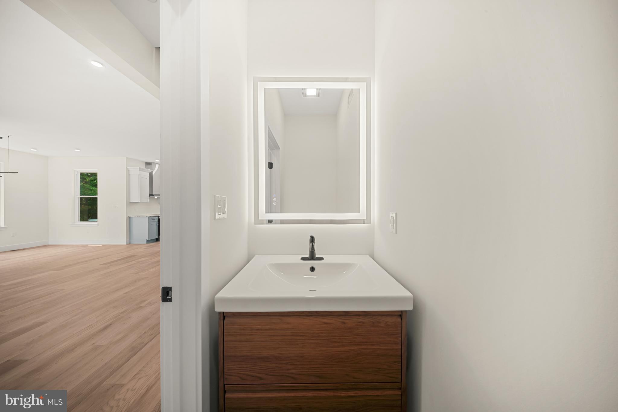 NON AVAILABLE - Residential