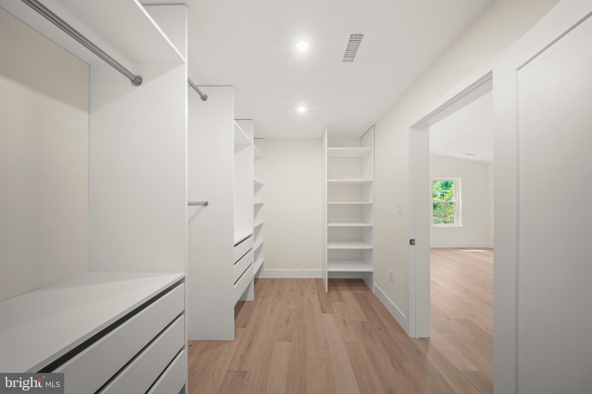 NON AVAILABLE - Residential