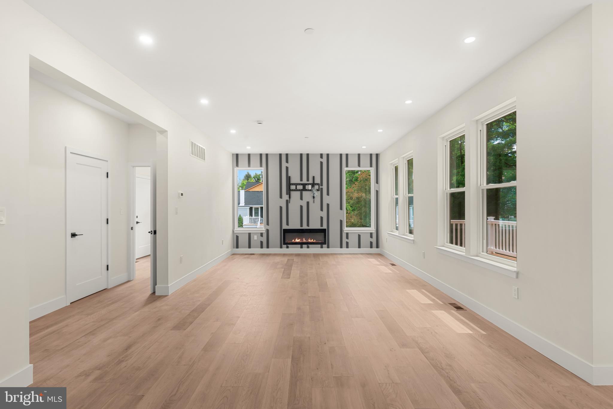 NON AVAILABLE - Residential
