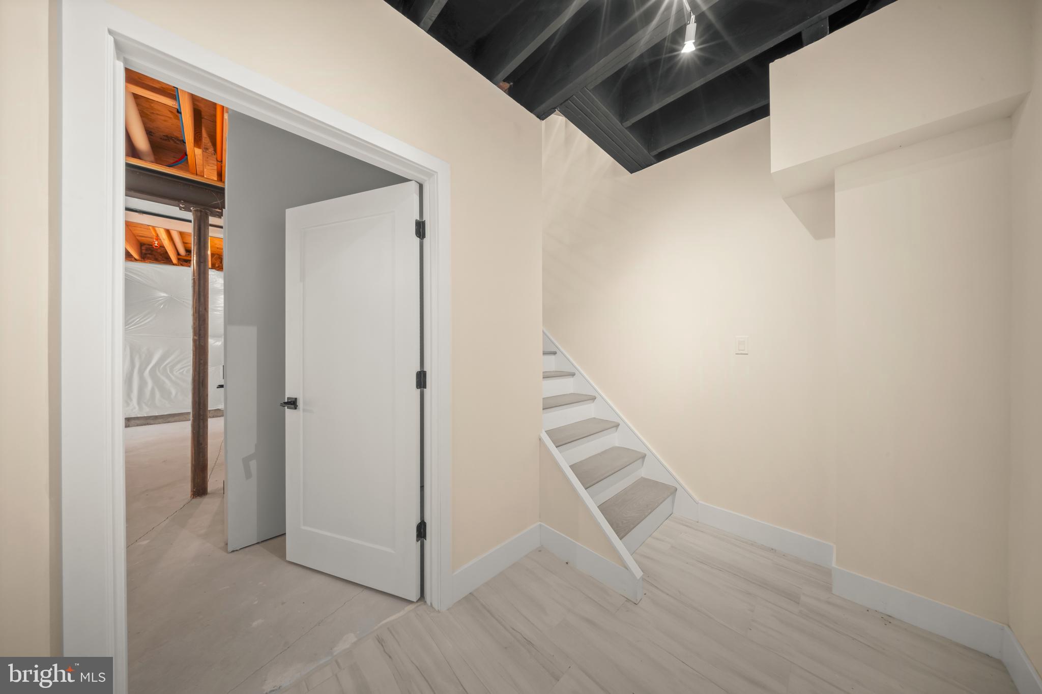 NON AVAILABLE - Residential