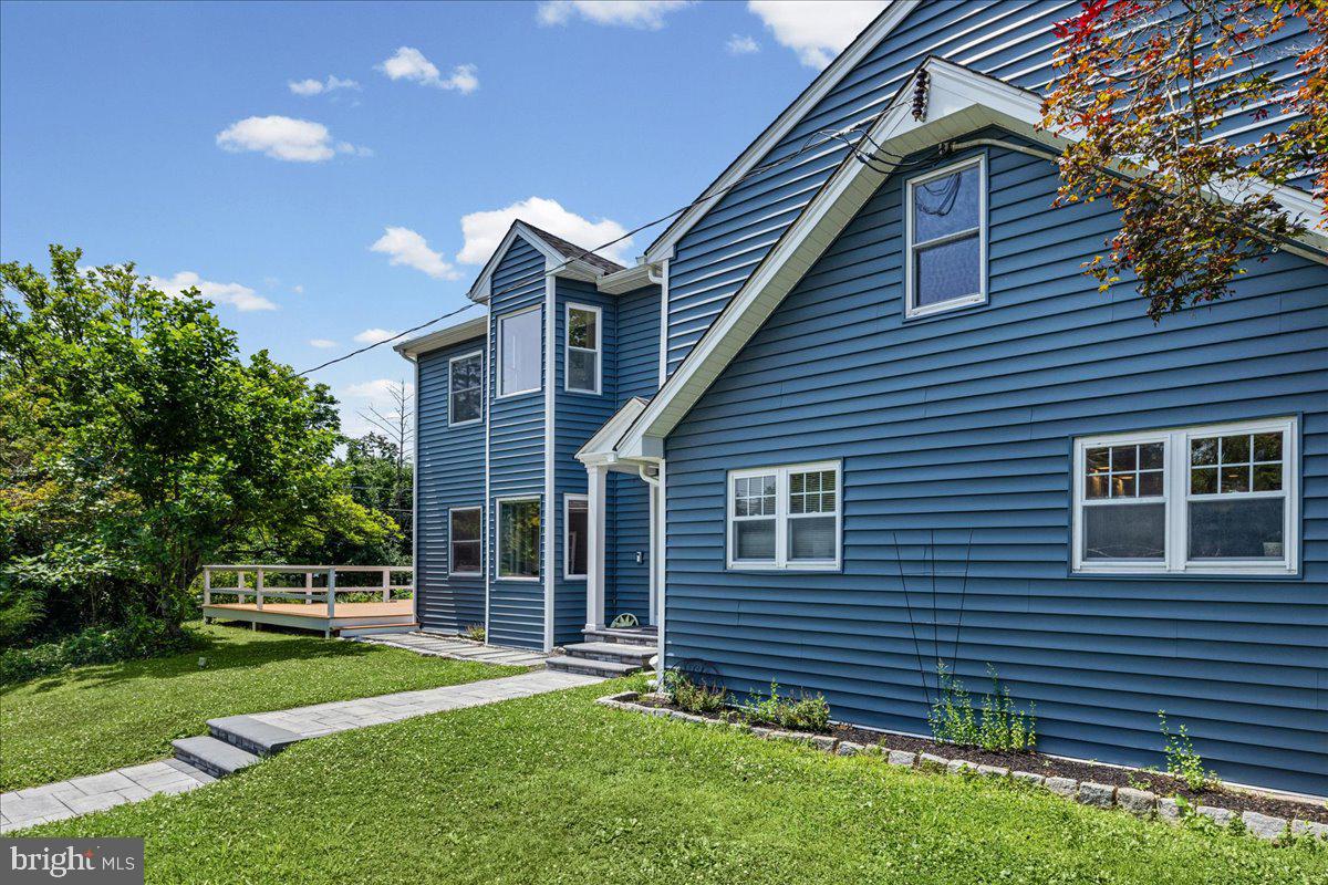 MEADOW BROOK - Residential