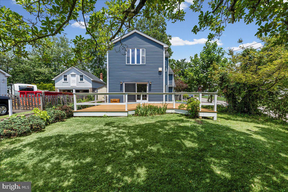 MEADOW BROOK - Residential