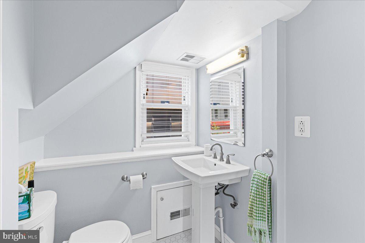 MEADOW BROOK - Residential