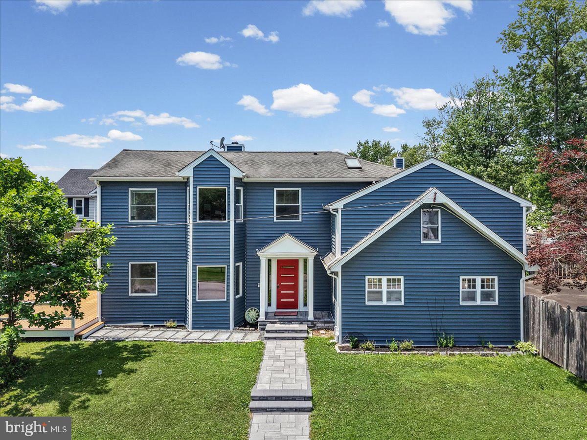 MEADOW BROOK - Residential