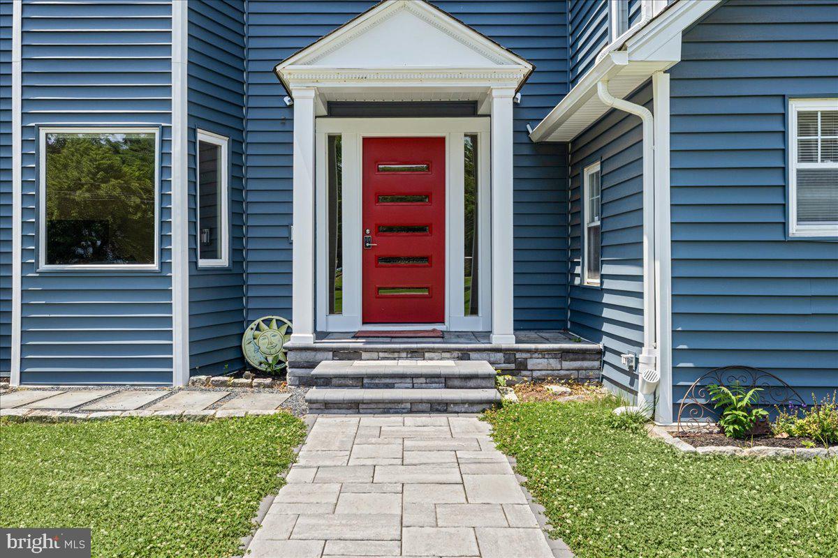 MEADOW BROOK - Residential