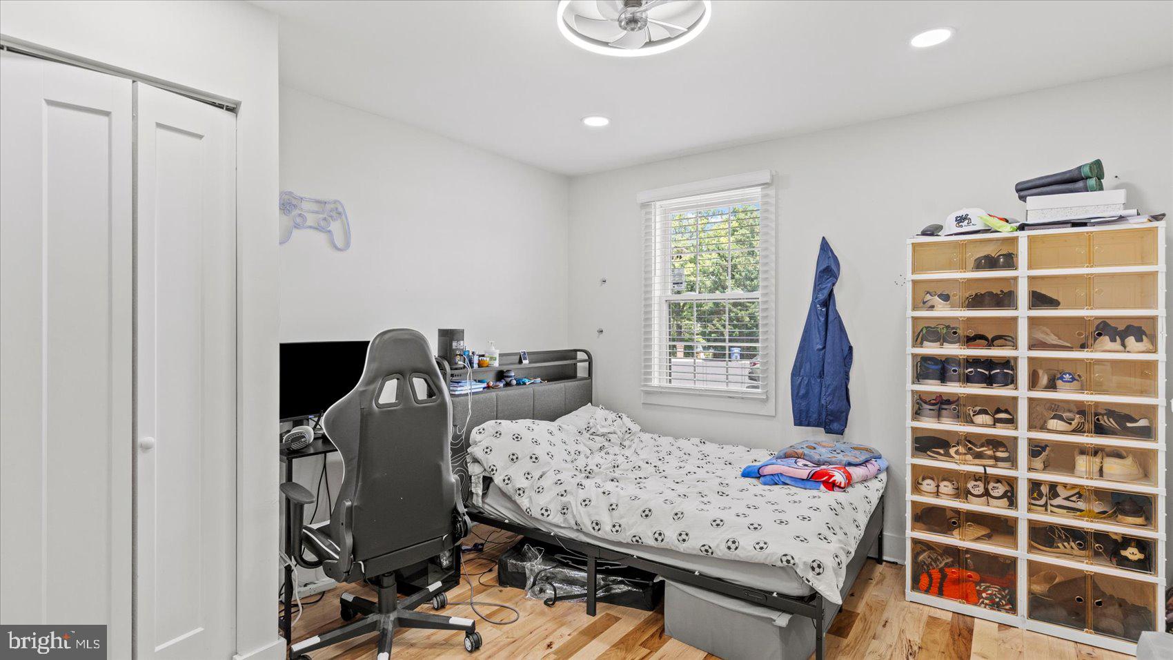 MONROVIA - Residential