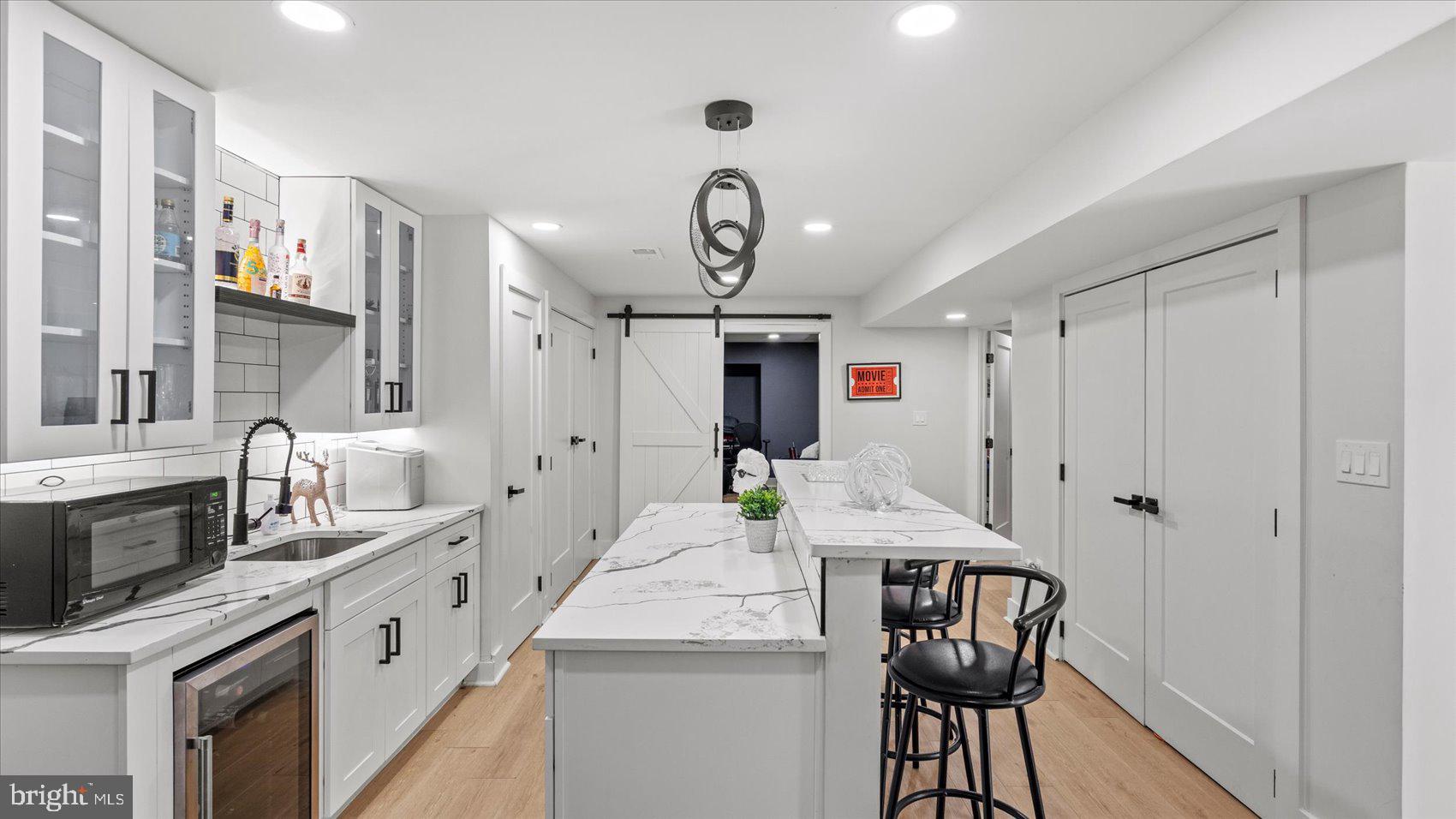 MONROVIA - Residential