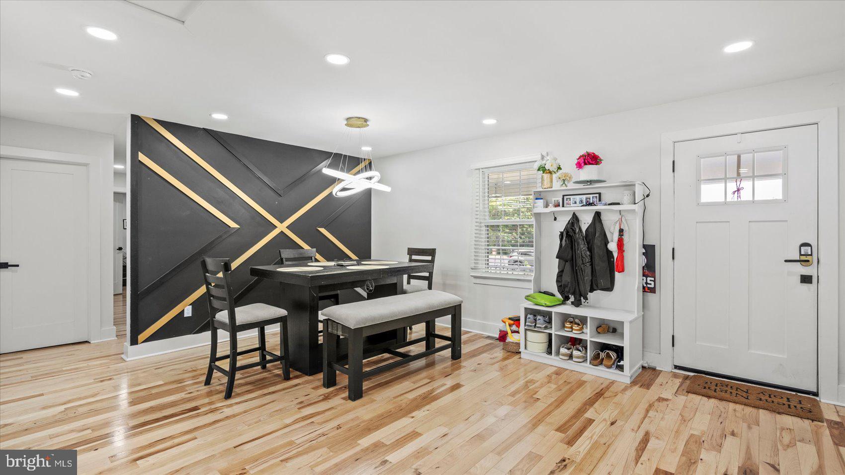 MONROVIA - Residential