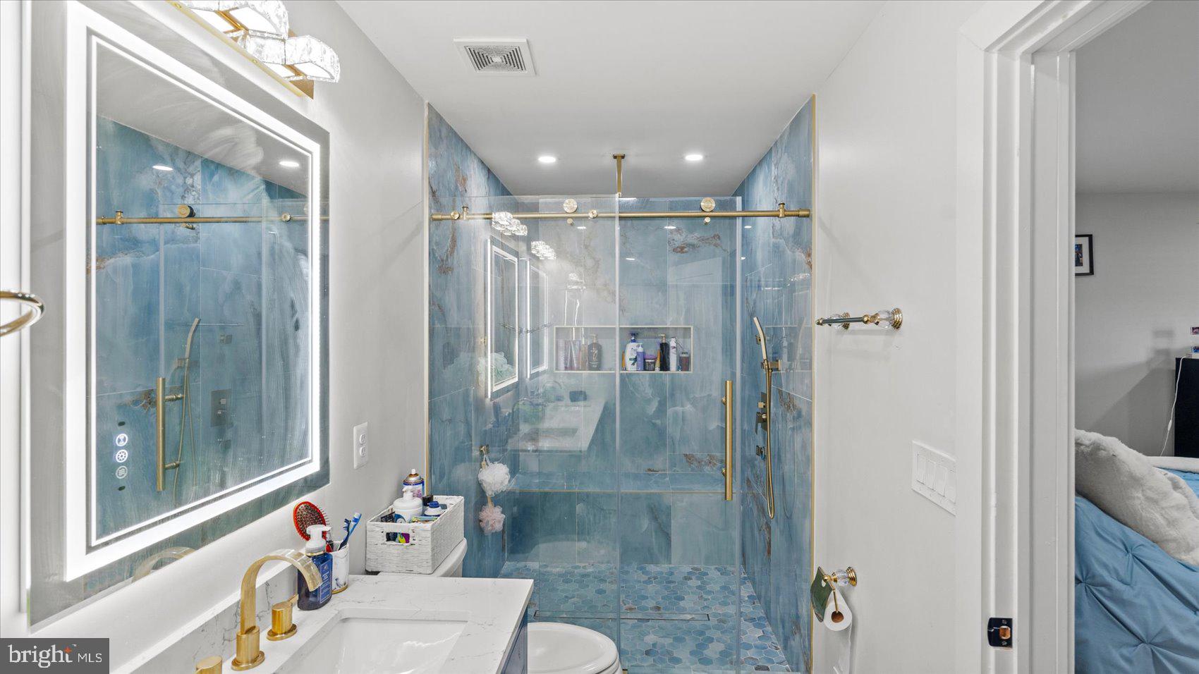 MONROVIA - Residential