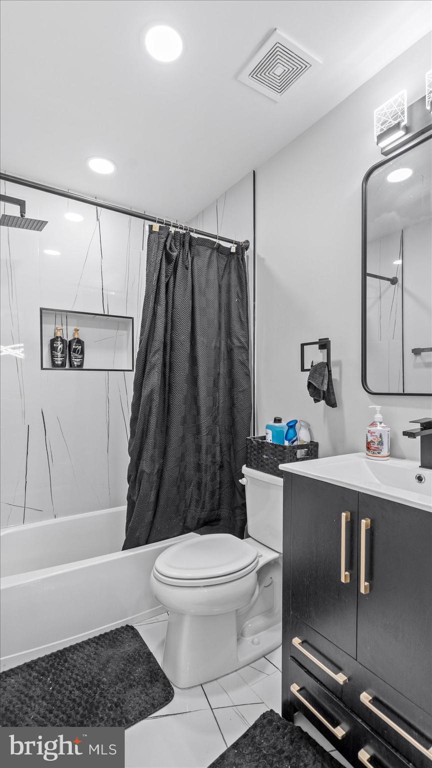 MONROVIA - Residential