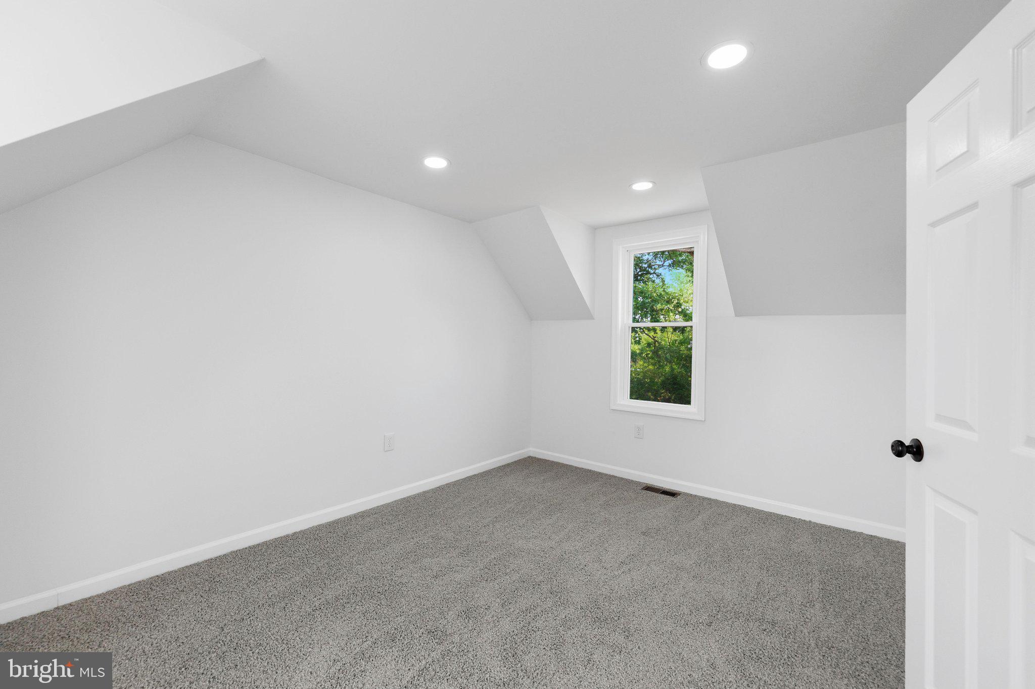 GLEN BURNIE - Residential