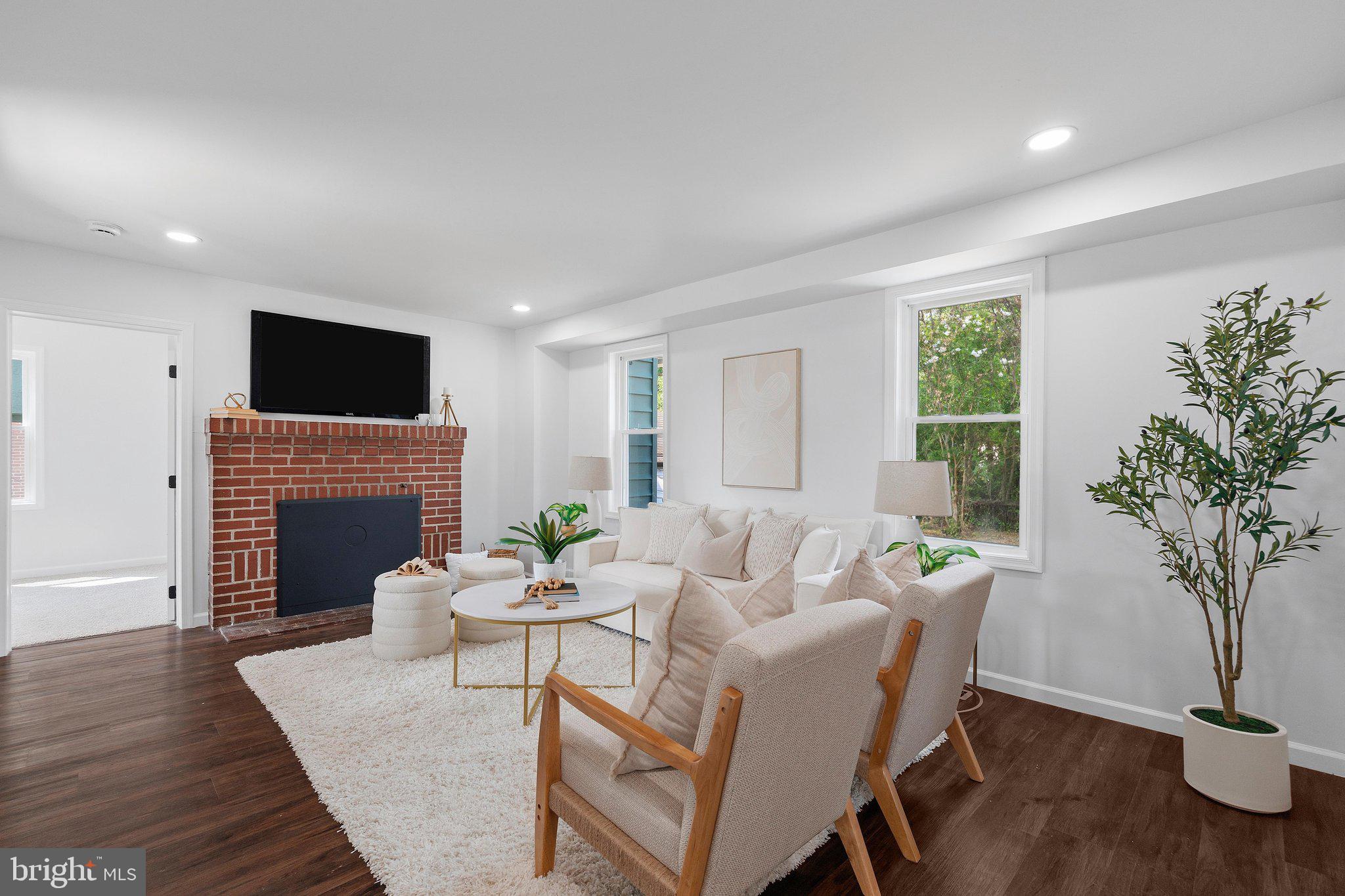 GLEN BURNIE - Residential
