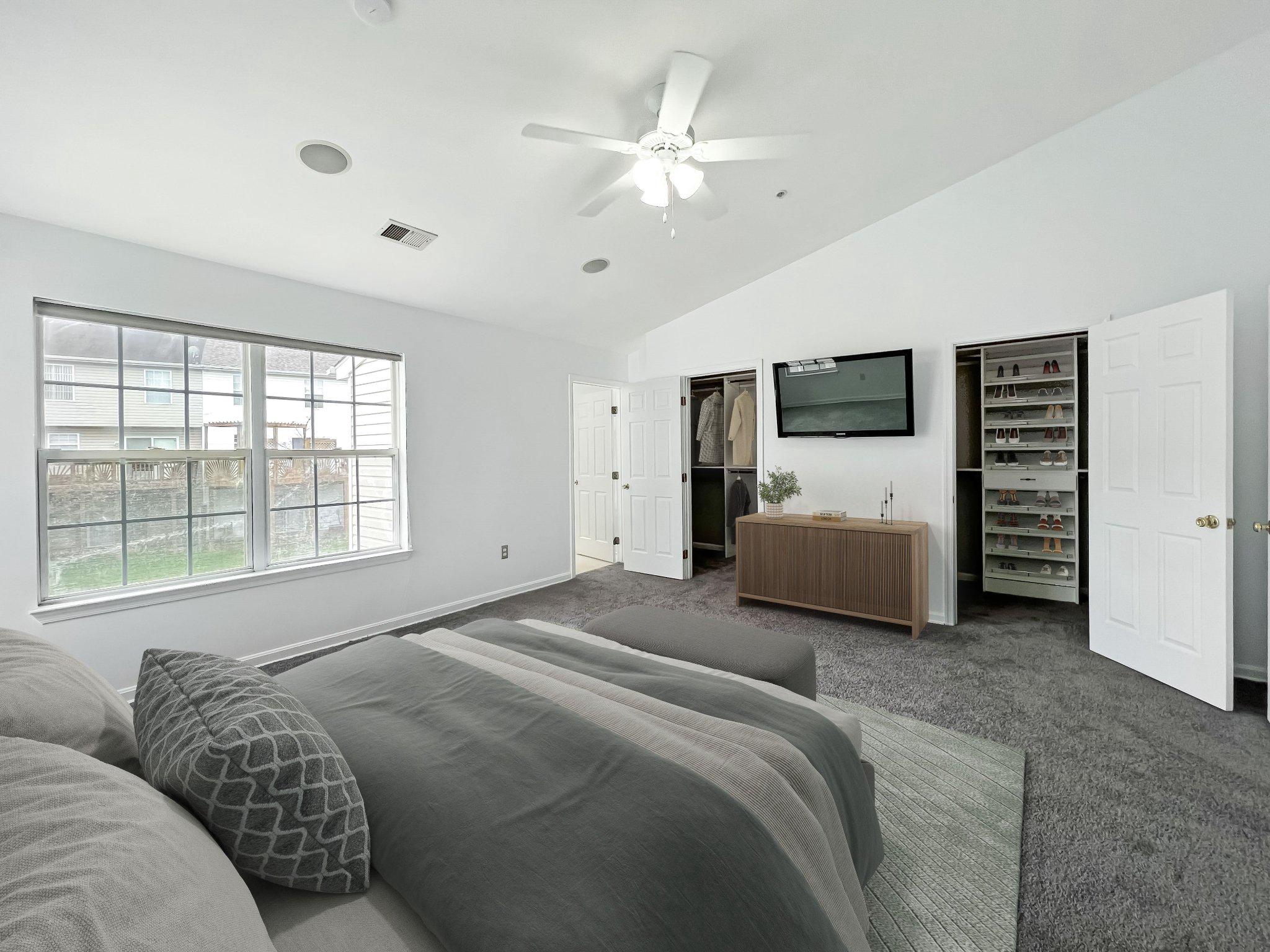 VISTA GARDENS - Residential