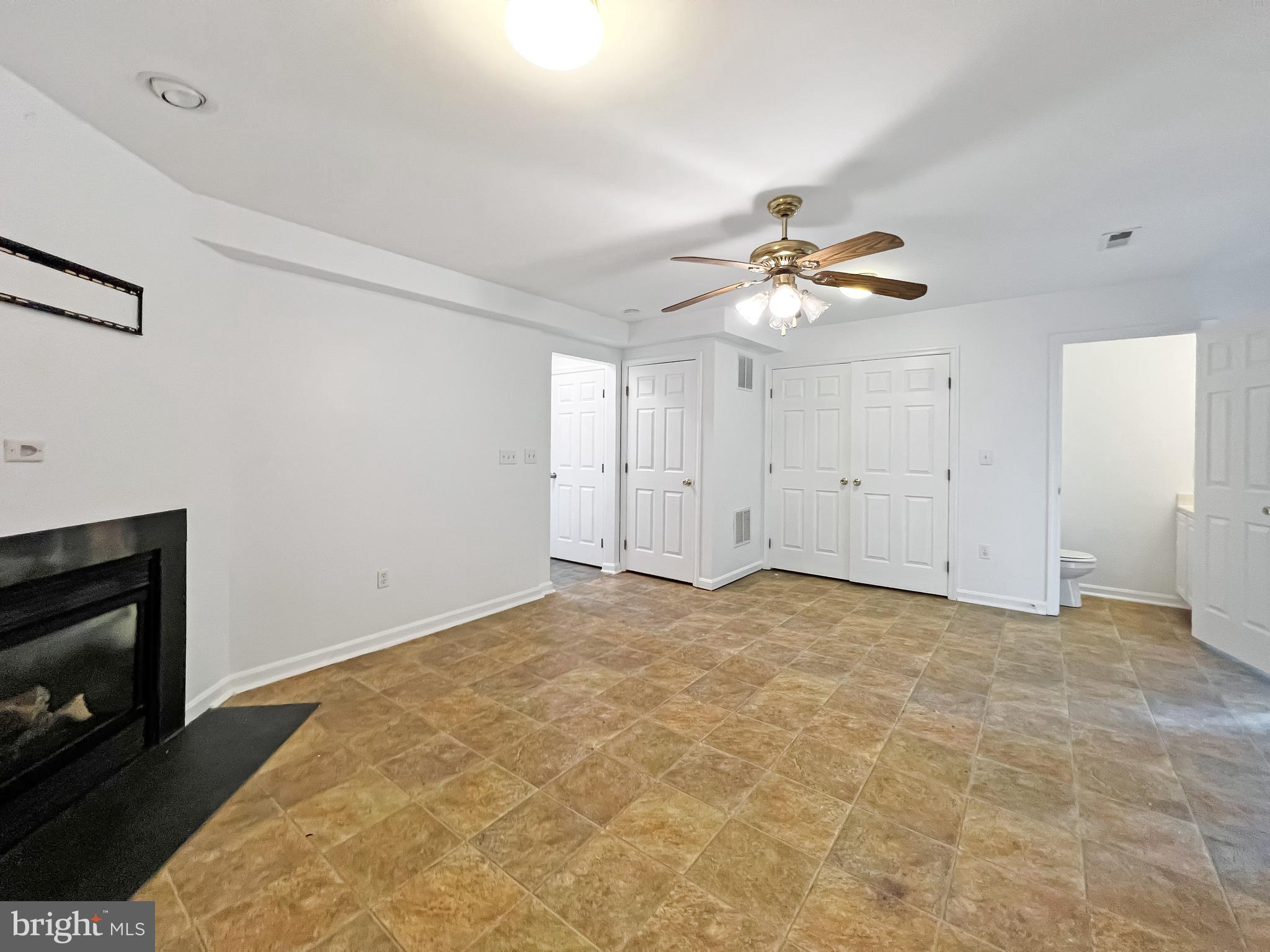 VISTA GARDENS - Residential