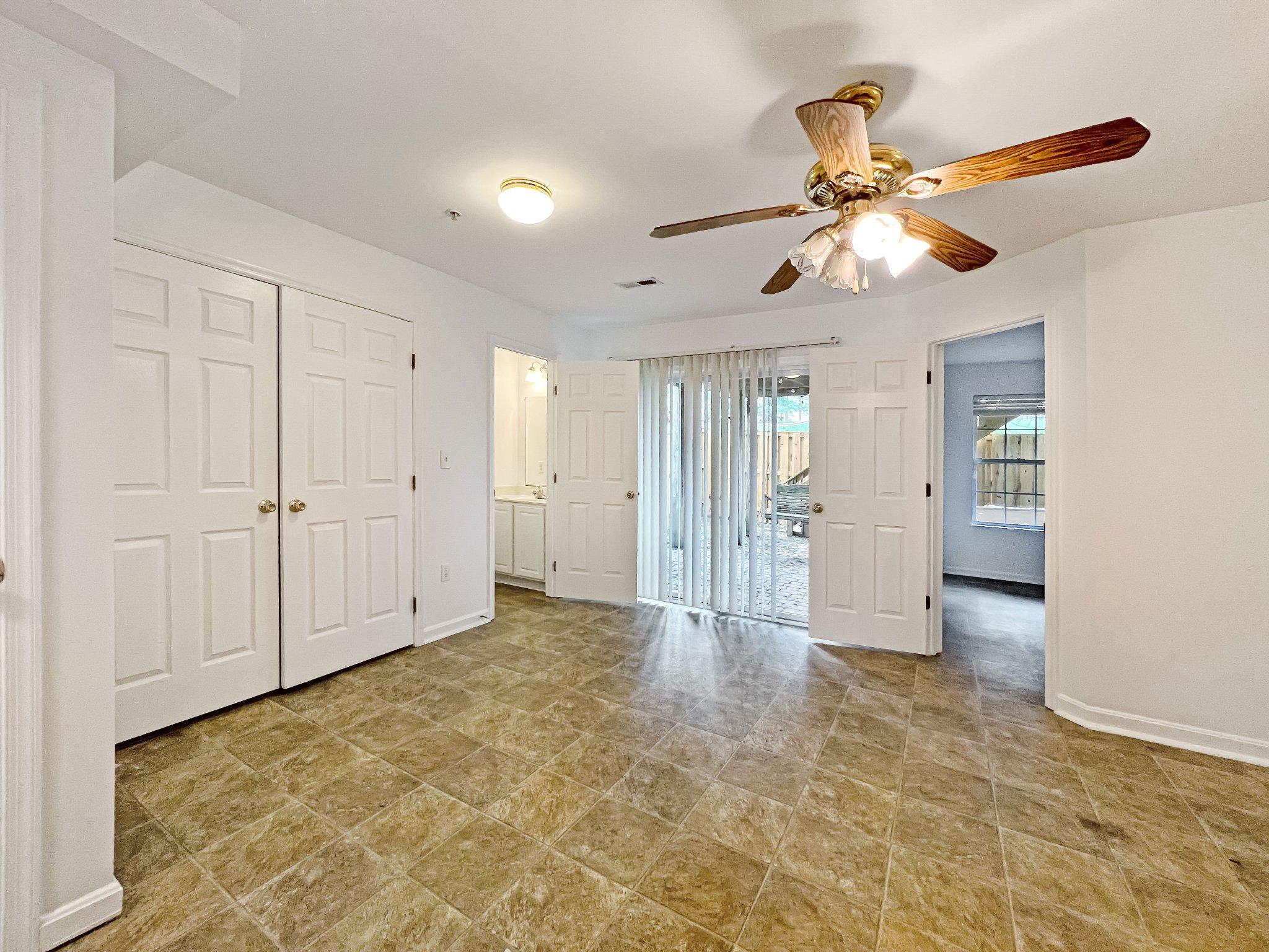 VISTA GARDENS - Residential