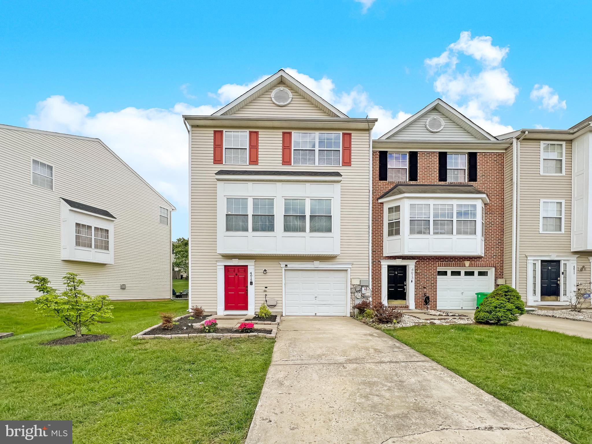 VISTA GARDENS - Residential