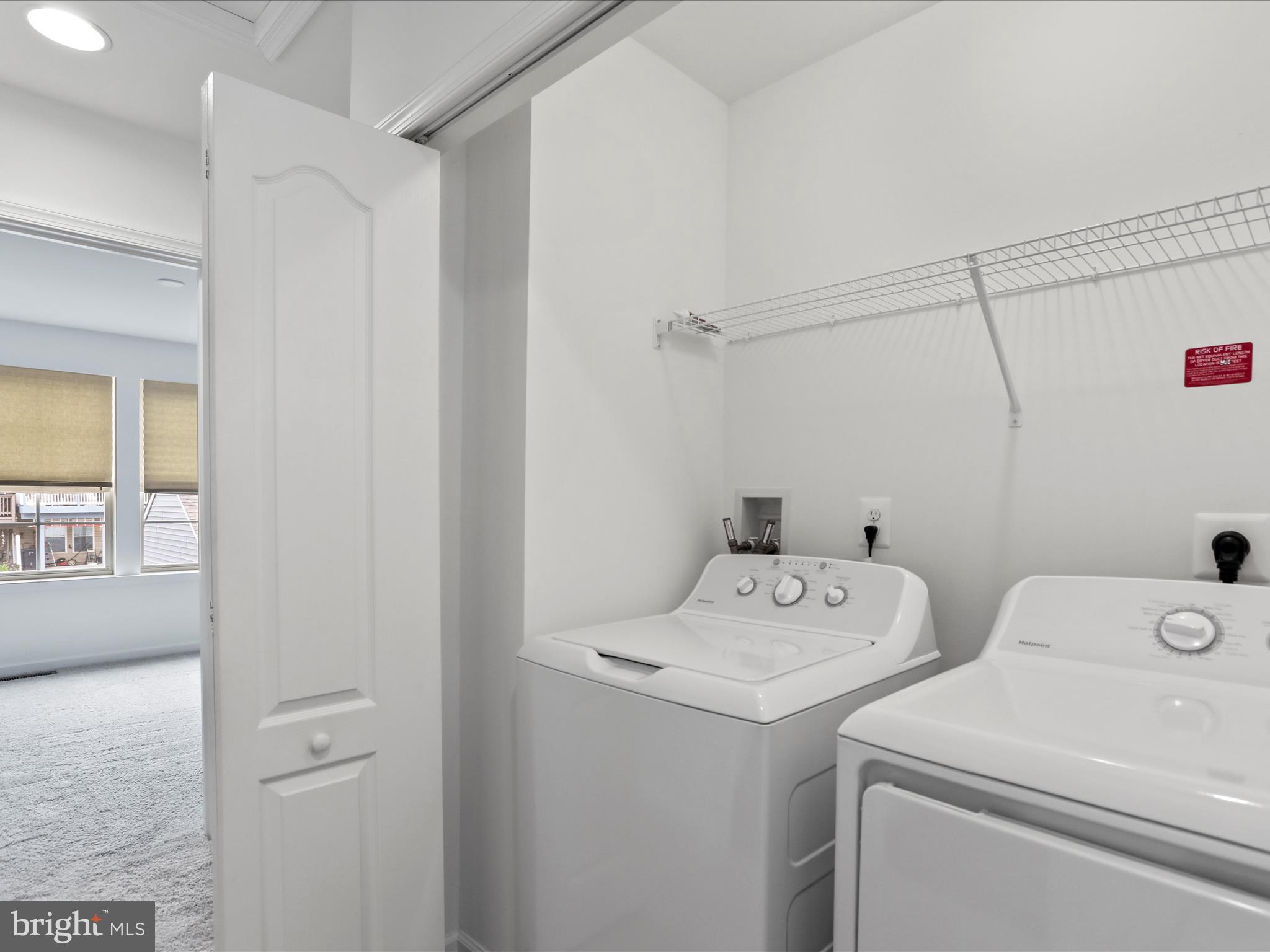 HUNTFIELD - Residential Lease