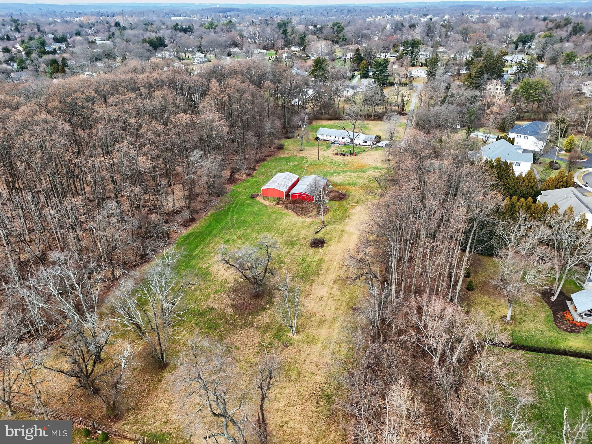 MAPLE GLEN - Residential