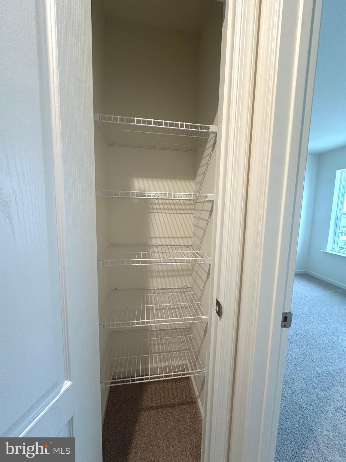 OVERLOOK AT RIVERSIDE TOWNHOMES - Residential Lease