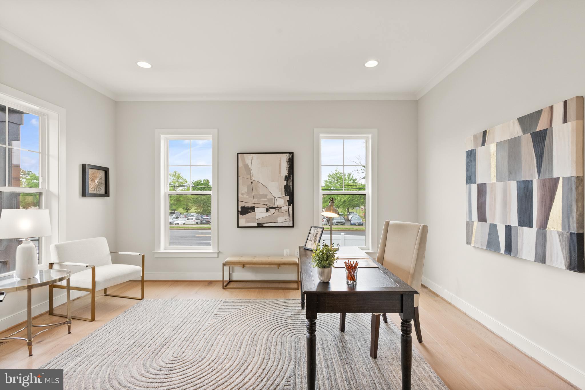 VIENNA WOODS - Residential