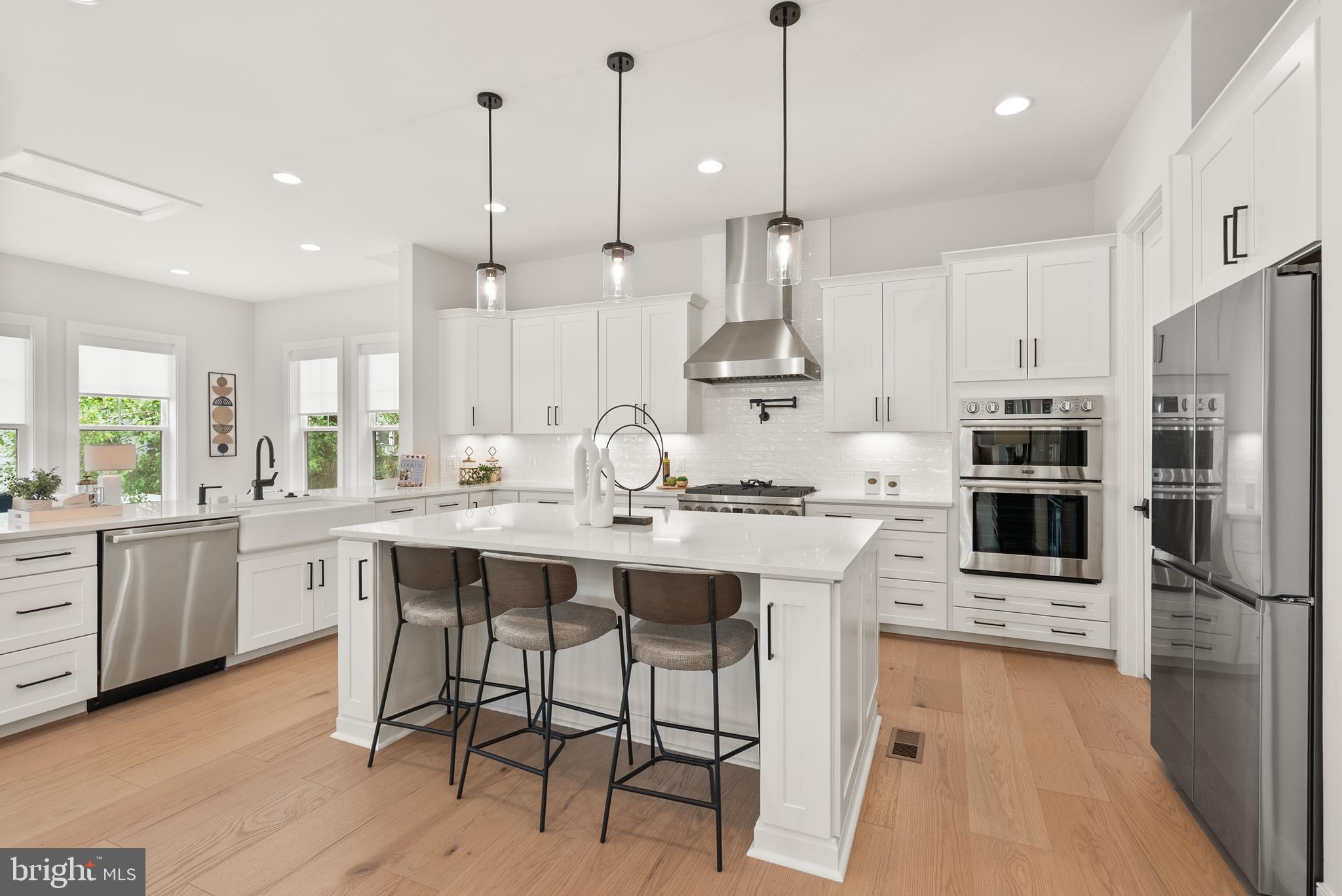 VIENNA WOODS - Residential