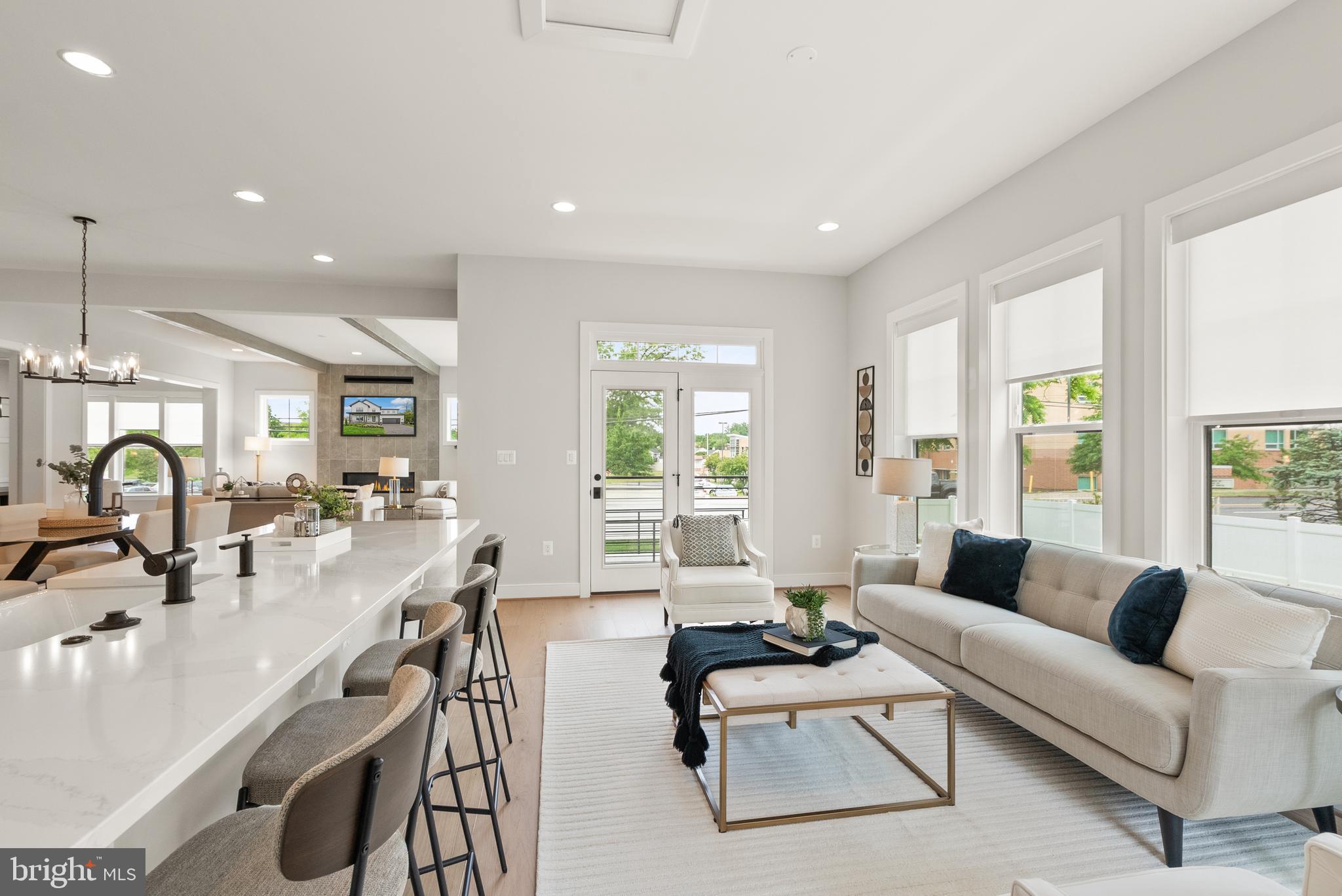 VIENNA WOODS - Residential