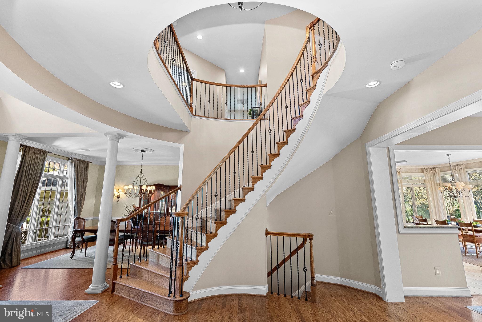TIMBERLAKE ESTATES - Residential
