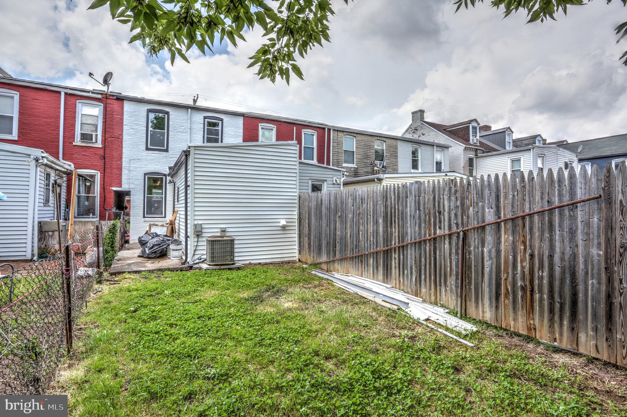 STADIUM DISTRICT - Residential