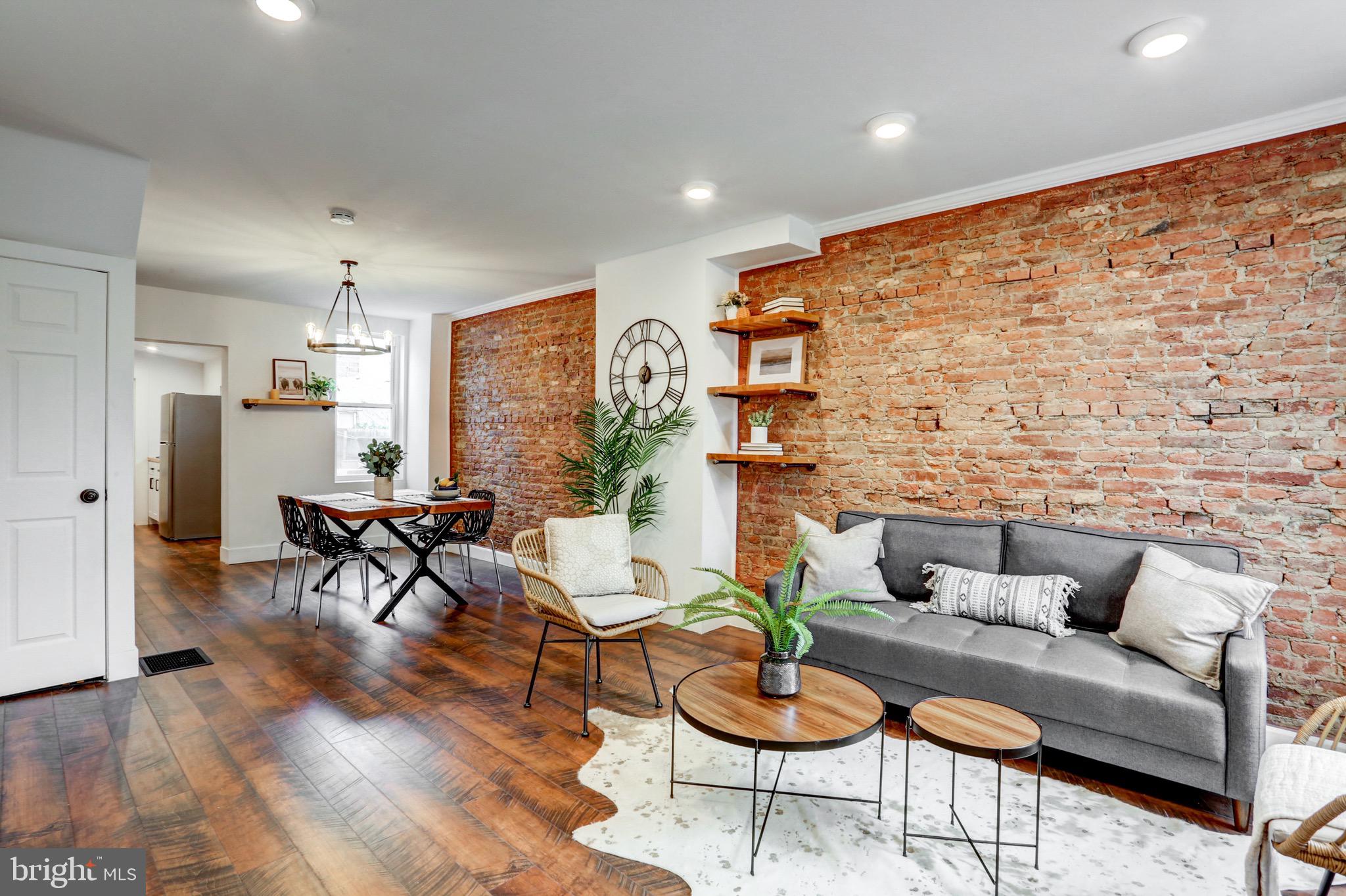 STADIUM DISTRICT - Residential