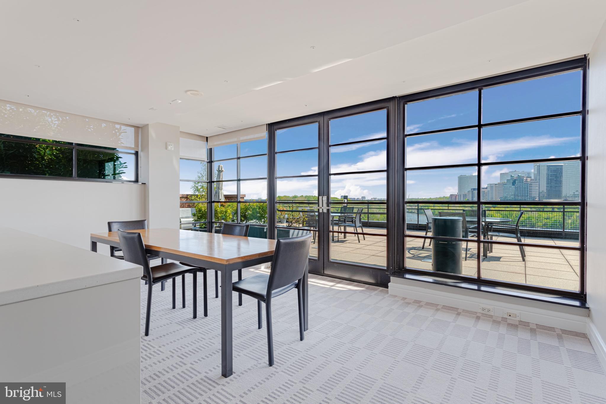 GEORGETOWN - Residential