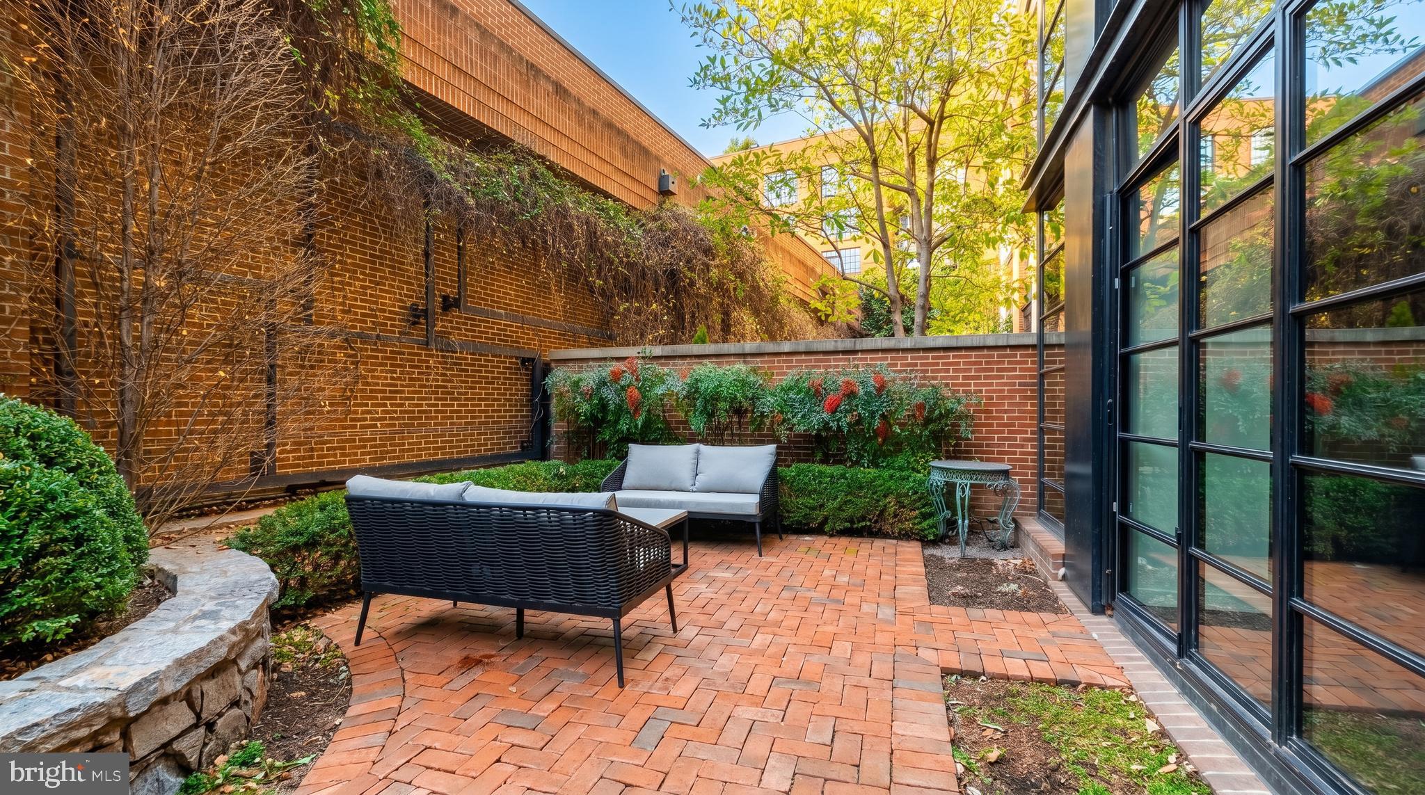GEORGETOWN - Residential