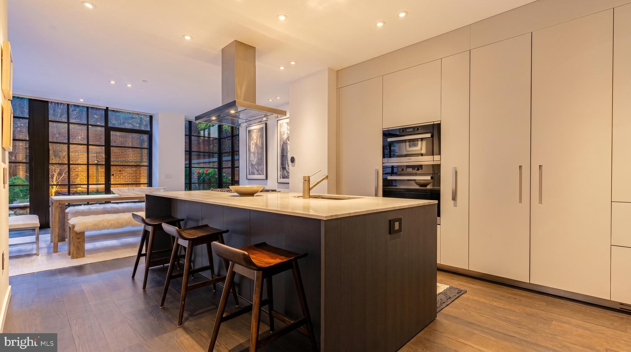 GEORGETOWN - Residential