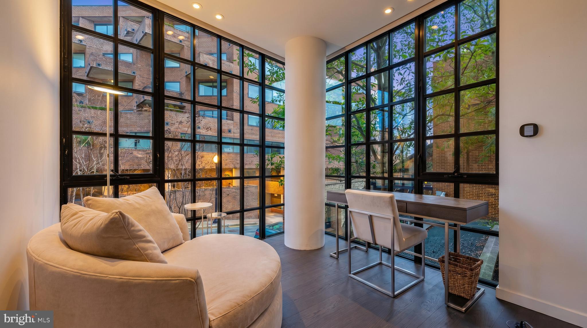 GEORGETOWN - Residential