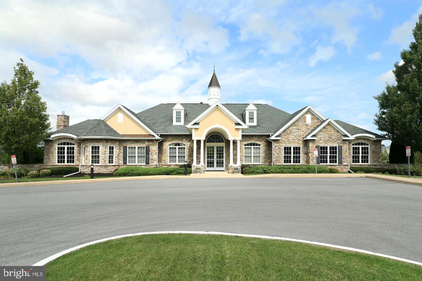 LIBERTY HILL - Residential