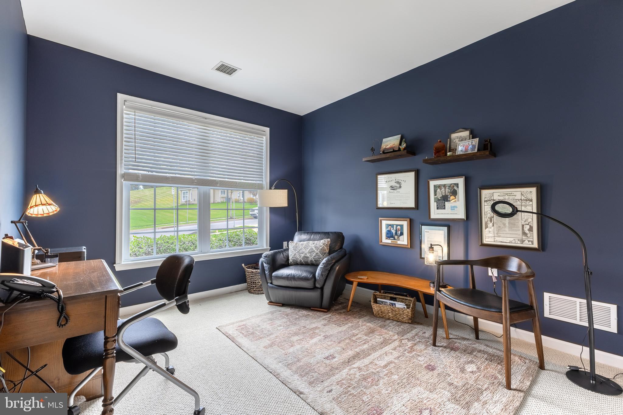 LIBERTY HILL - Residential