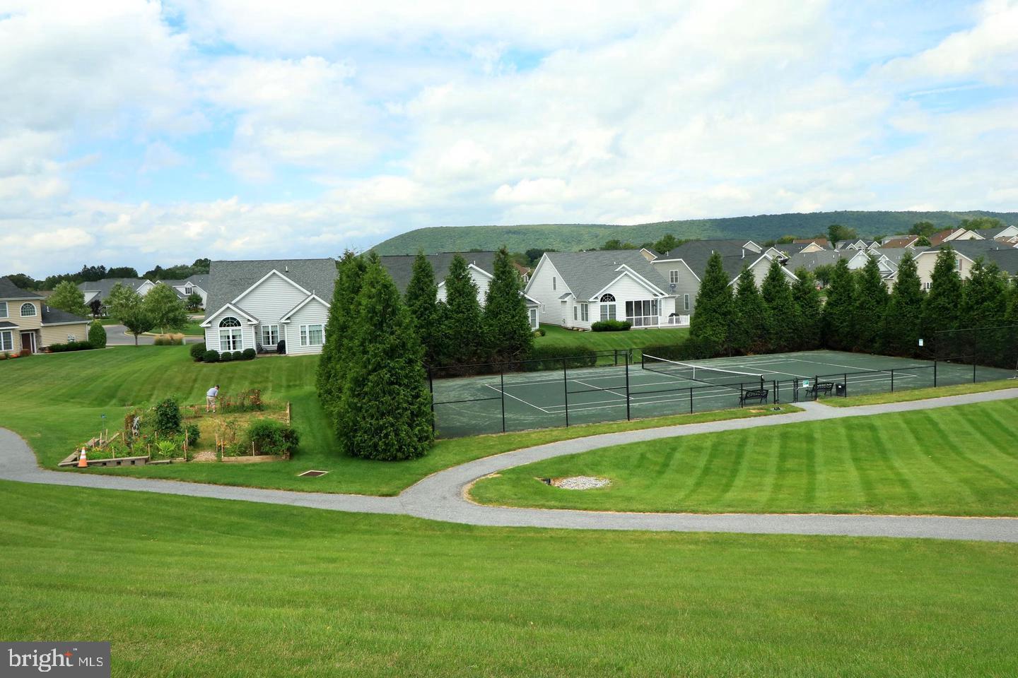 LIBERTY HILL - Residential