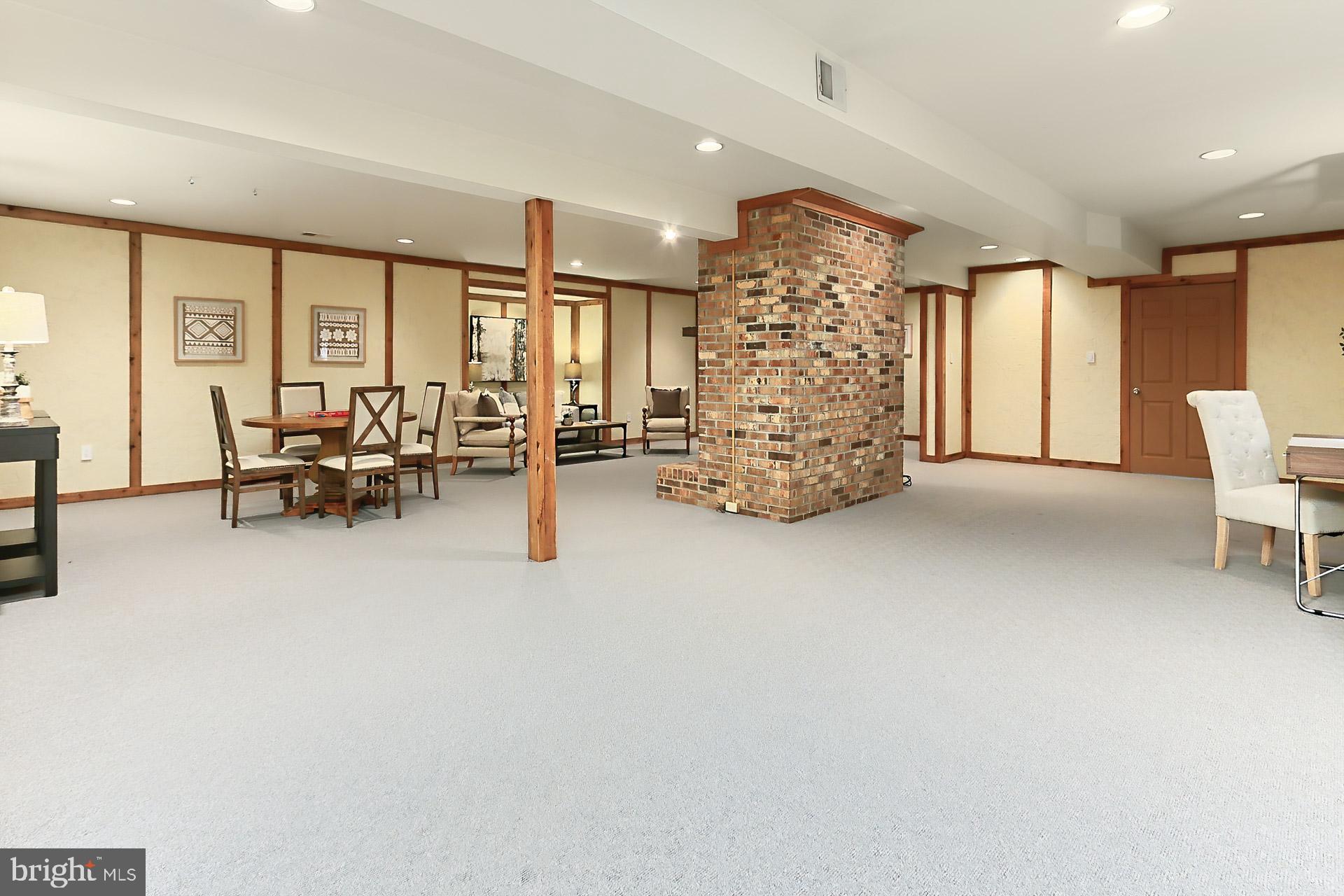 MIDDLERIDGE - Residential