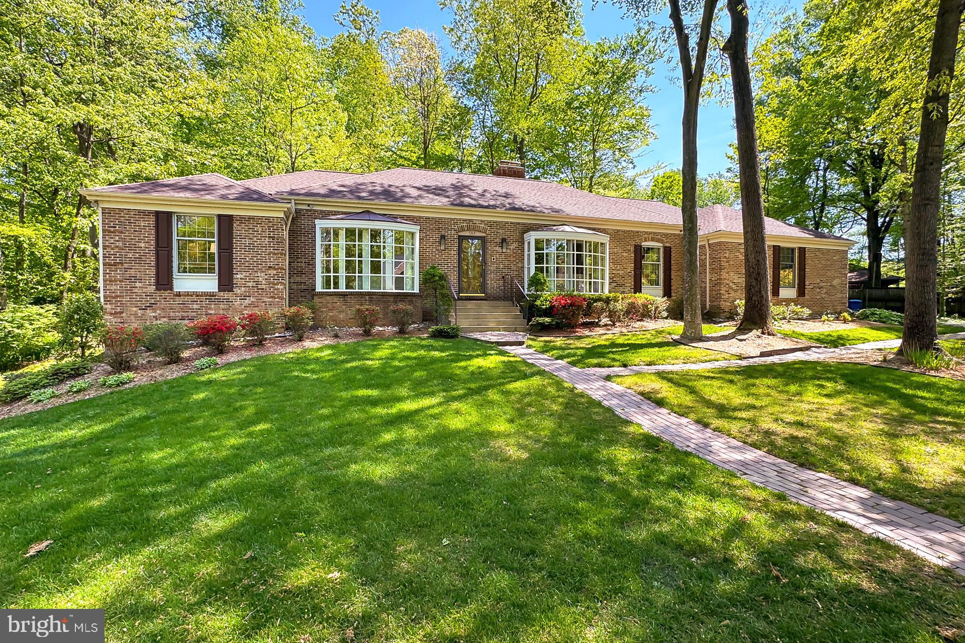Welcome to this terrific rambler situated in a very private setting on a cul-de-sac, in a convenient location close to great shopping, dining, entertaining, commuting and schools.
A brick walkway leads you past some lovely landscaping to the front door where you are greeted by a beautiful tile entryway.  A formal living/dining room exhibits exquisite hardwood floors, a dual sided gas fireplace with brick surround, and a unique and fabulous bow window.
A gourmet kitchen with hardwood cabinetry and granite countertops is spacious and has an informal dining nook that leads into the mud room.  Here you will find a secluded full bathroom and access to the superb 2 car garage.  Adjacent to the kitchen is the informal family room (currently being used as a formal dining room), that mirrors the same accents as the front living room, in addition to a beautiful and bright wall of sliding doors that leads to the delightful patio and fully fenced rear side of the home.
Back inside, you will find 3 sunny bedrooms, each with plush carpeting and great closet space, that share the beautifully updated hallway bathroom.  The primary suite has hardwood floors and a spa-like ensuite bathroom, complete with soaking tub, walk in shower and dual vanities.  
The lower level of the home provides a huge and very versatile space that would make an ideal playroom, home gym, recreation room, etc.  A large walk-out storage room completes this level. 
If you're looking for meticulously maintained and lovingly cared for on one level in a great spot, you've found it and welcome home!

Minutes to the Burke VRE, GMU, University Mall and Braddock Road.
Roof - 1999, HVAC - 2010, Hot water heater - 2008