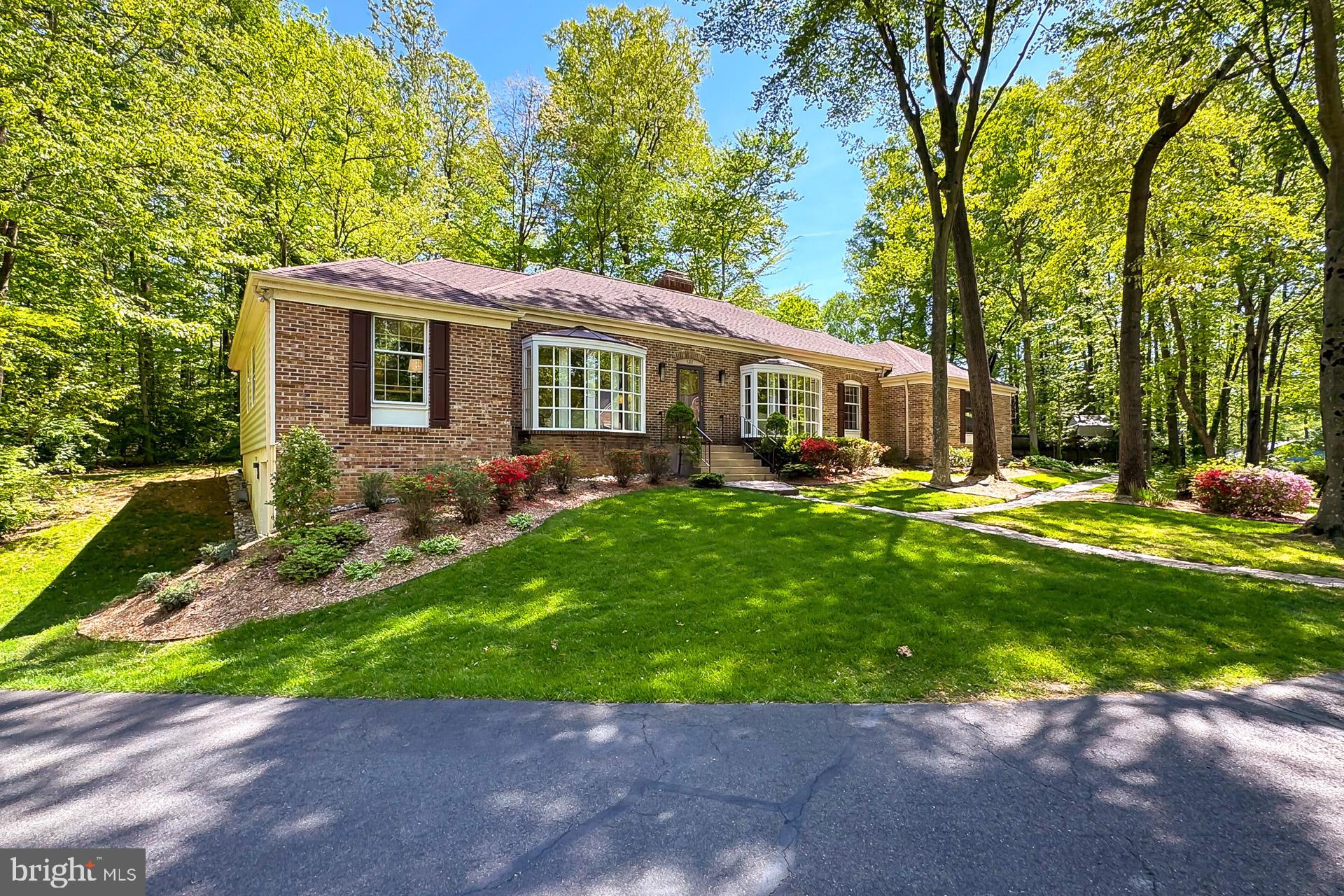 MIDDLERIDGE - Residential