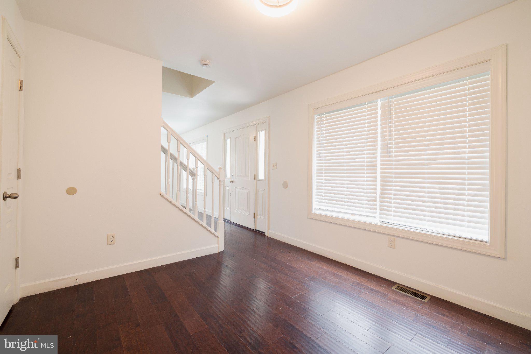 VALLEY GREEN - Residential