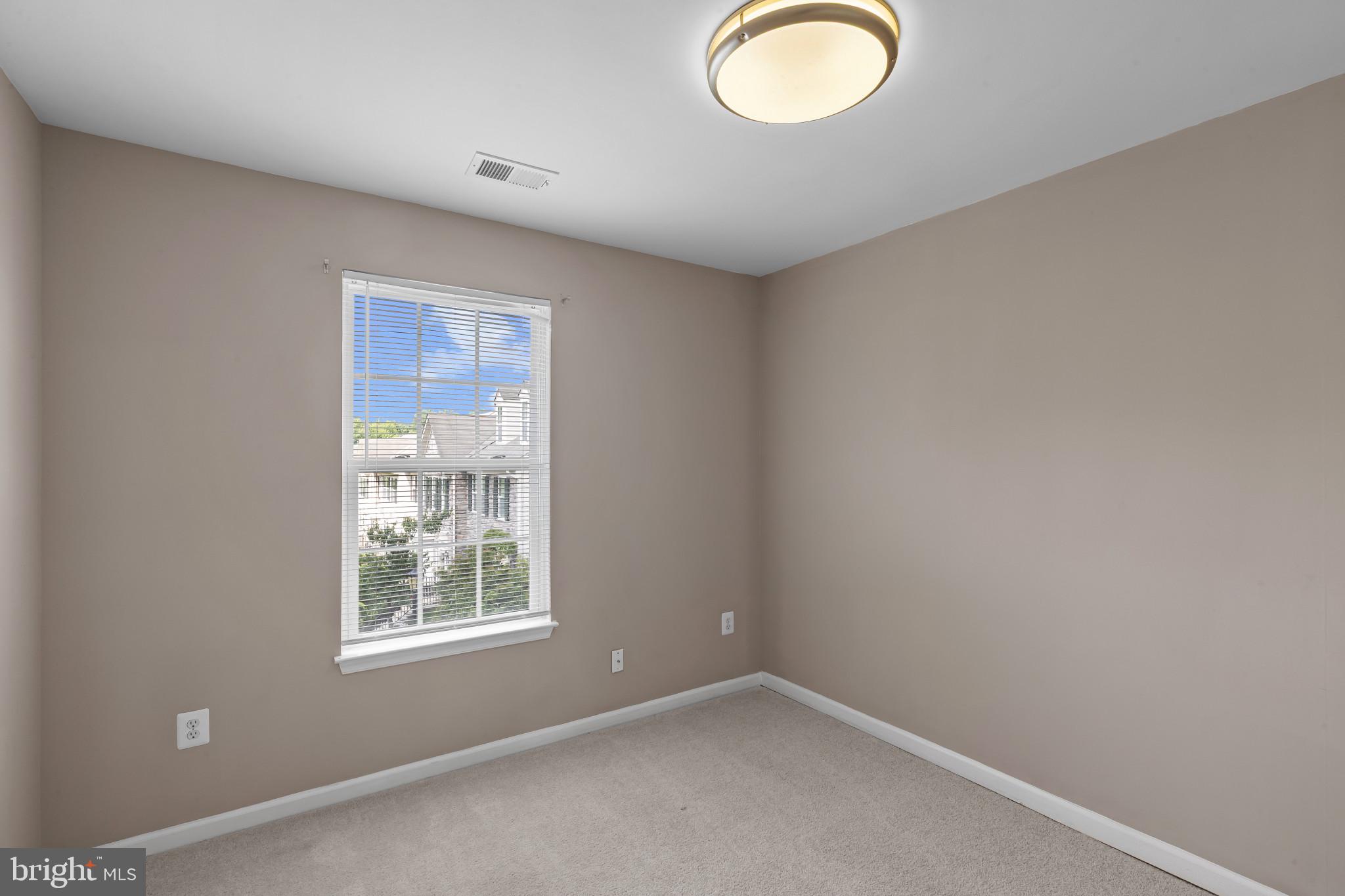 BELMONT STATION - Residential